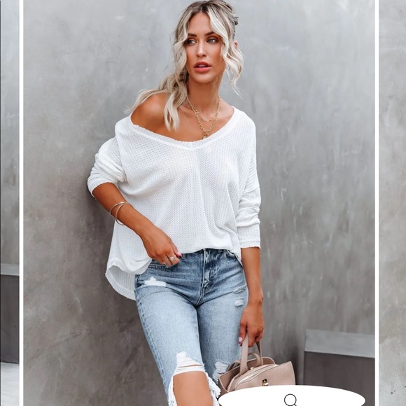 Vici Tops - VICI-NWT.  Thermal knit top - WHITE, XS